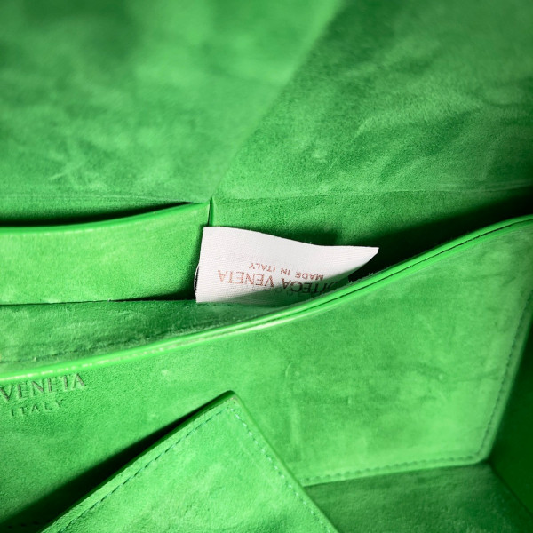 bo*te*ga Ve*ne*ta small arco tote bag