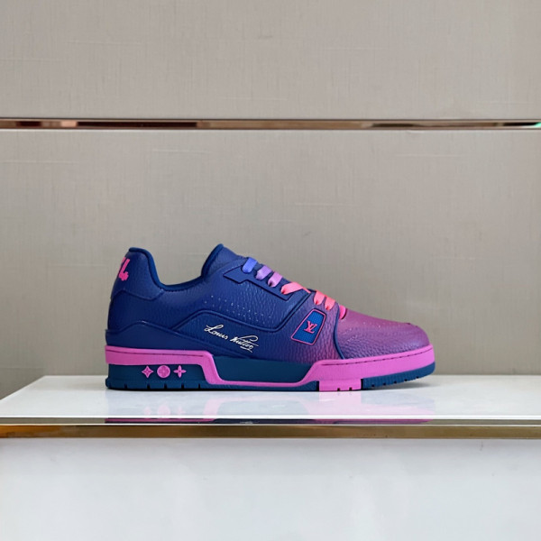 l0*is V*t0n trainer sneaker