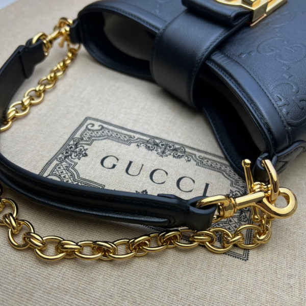 G*u*i small gg shoulder bag
