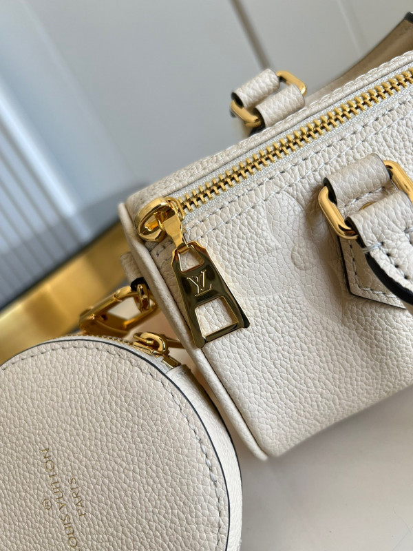 l0*is V*t0n papillon bb