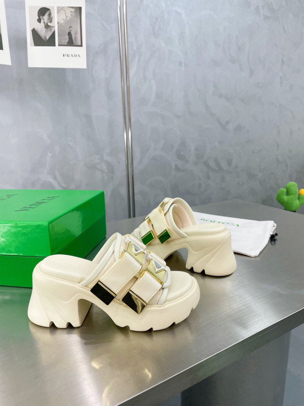 bo*te*ga Ve*ne*ta flash