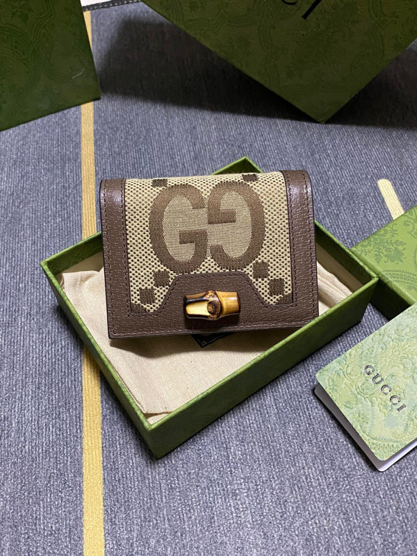 G*u*i diana card case wallet