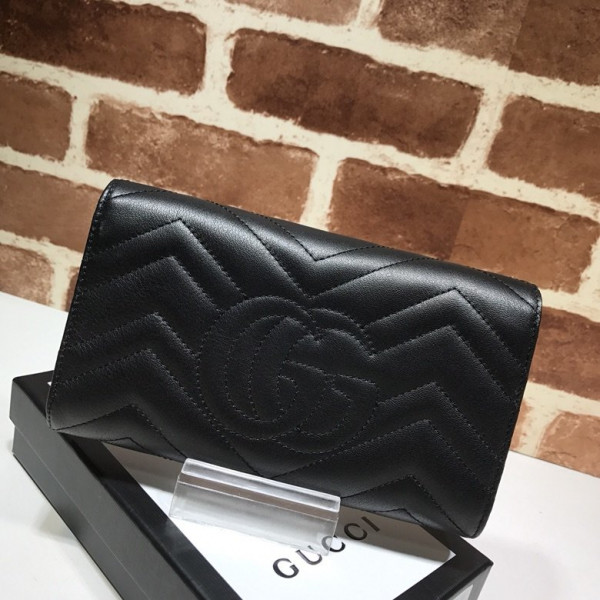 G*u*i gg marmont wallet