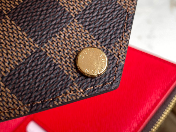 l0*is V*t0n victorine wallet