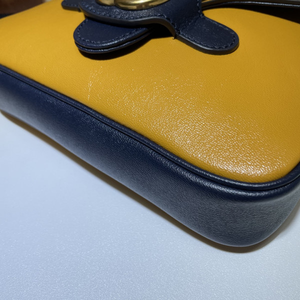 G*u*i small messenger bag with double g