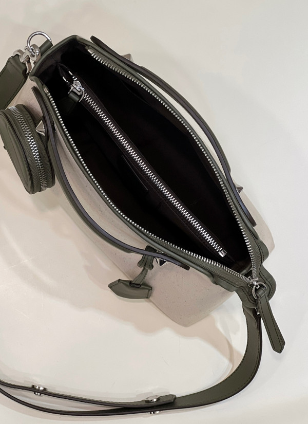 F**di by the way medium-27-13-15cm