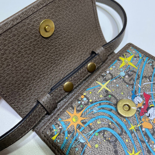 disney x G*u*i donald duck mini bag