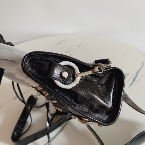 Ba*len*cia*ga classic city