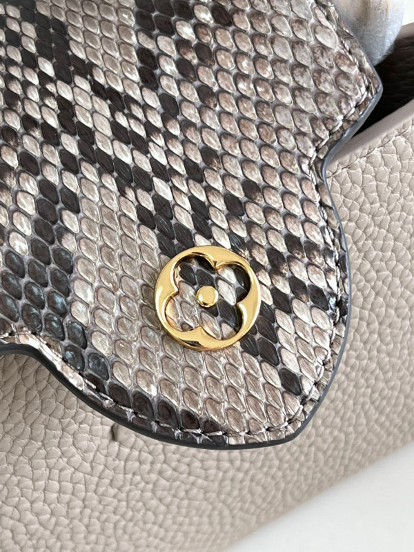 l0*is V*t0n capucines mini