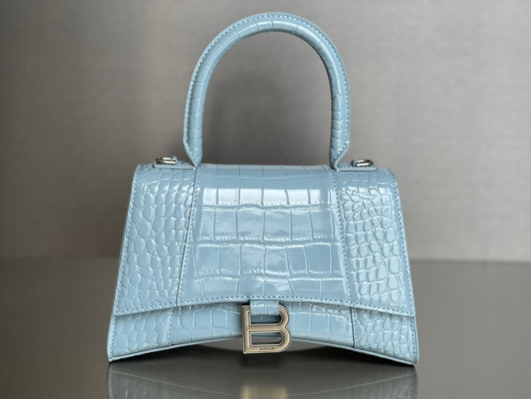 Ba*len*cia*ga hourglass