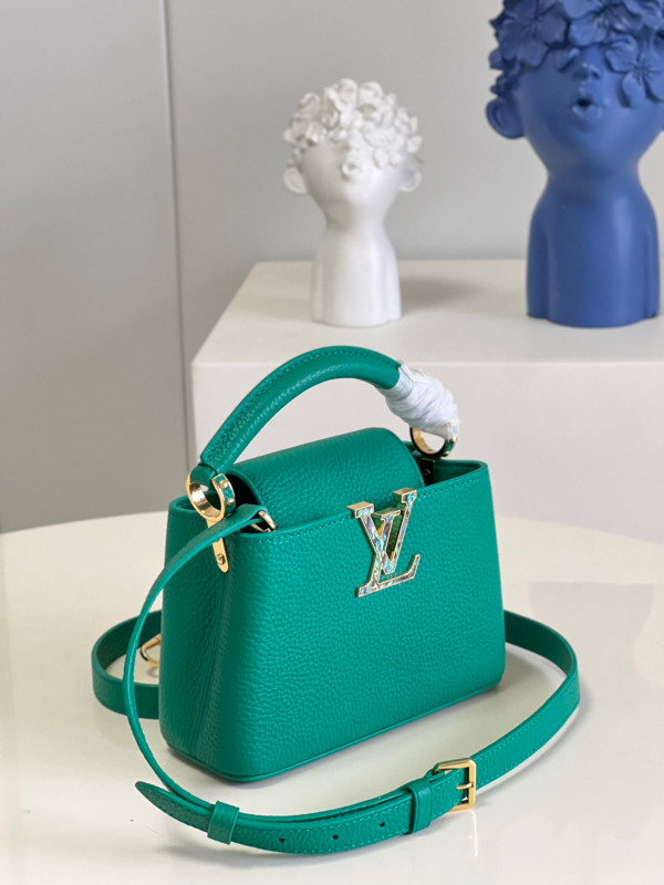 l0*is V*t0n capucines mini