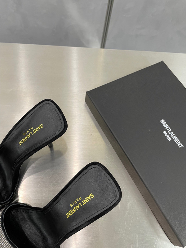 Y*L lucking evening mule