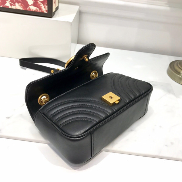 G*u*i gg marmont 22cm