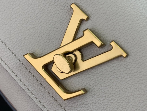 l0*is V*t0n lockme chain pm