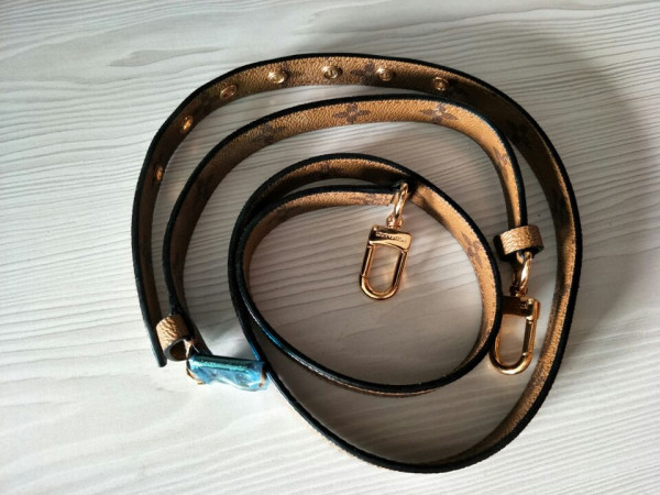 l0*is V*t0n pochette metis