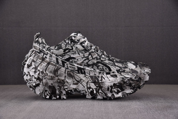 Ba*len*cia*ga ddfender