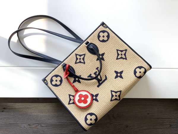 l0*is V*t0n onthego mm