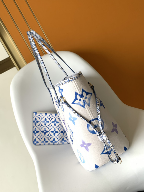 l0*is V*t0n neverfull mm