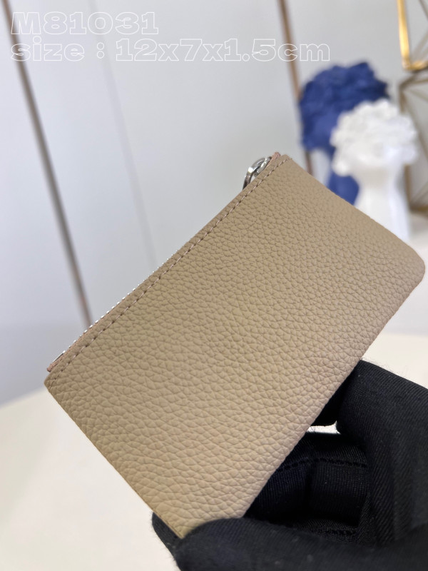 l0*is V*t0n key pouch