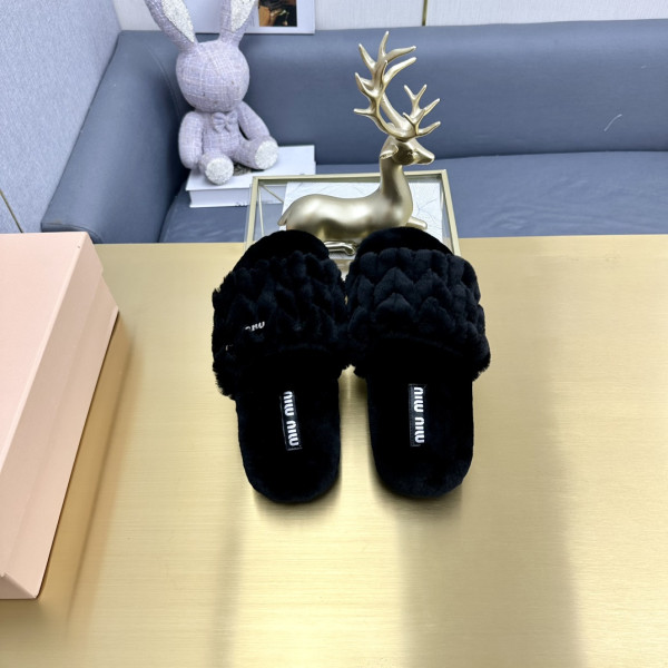 MIU MIU SLIPPERS