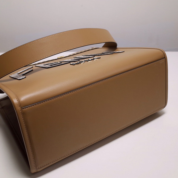 F**di medium sunshine