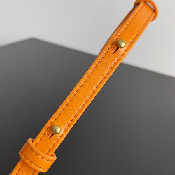 bo*te*ga Ve*ne*ta mini hop-25.5*14.5*11cm