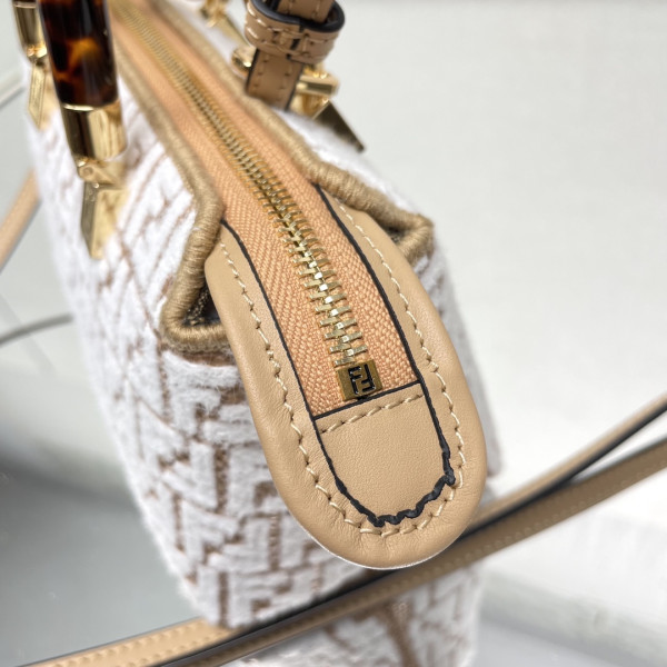 F**di by the way medium-17x18x8cm