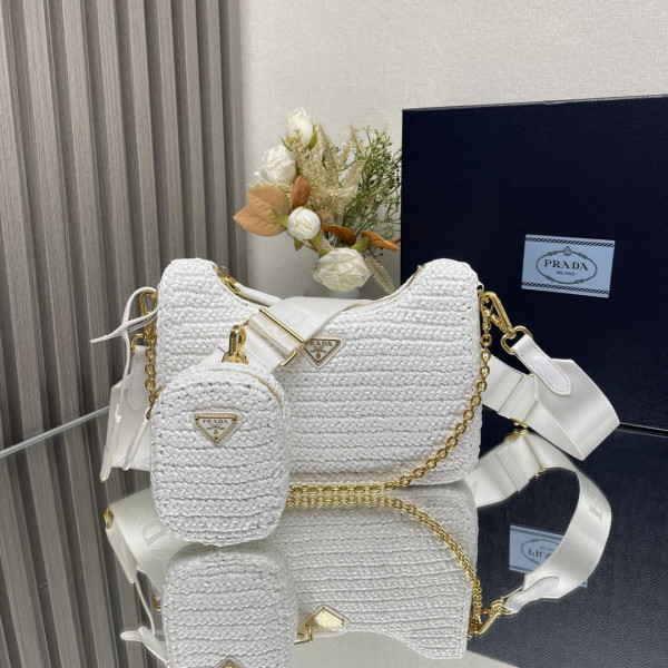 Pra*a re-edition 2005 crochet bag-23*16*7cm