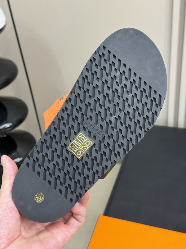 H**mes sandal