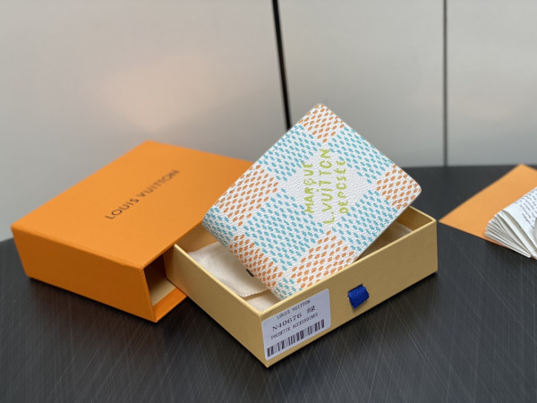 l0*is V*t0n multiple wallet-11.5*9*1.5cm