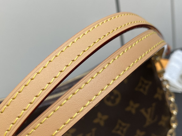 l0*is V*t0n liv pochette double -24.5*13.5*6.5cm