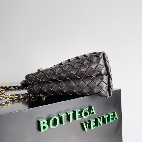 bo*te*ga Ve*ne*ta small andiamo chain-25*22*10.5cm