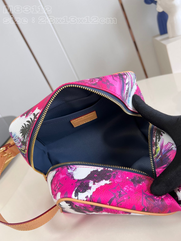 l0*is V*t0n locker dopp kit bag-23*13*12cm