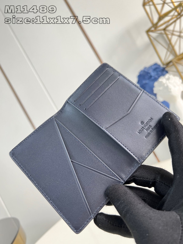 l0*is V*t0n pocket organizer-7.5*11.1*1 cm