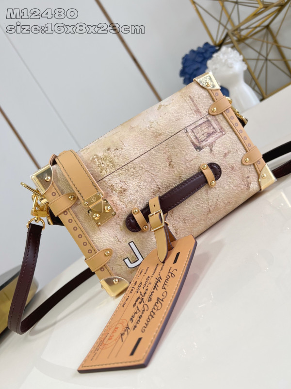 l0*is V*t0n side trunk mm-23.5*16*8.5cm