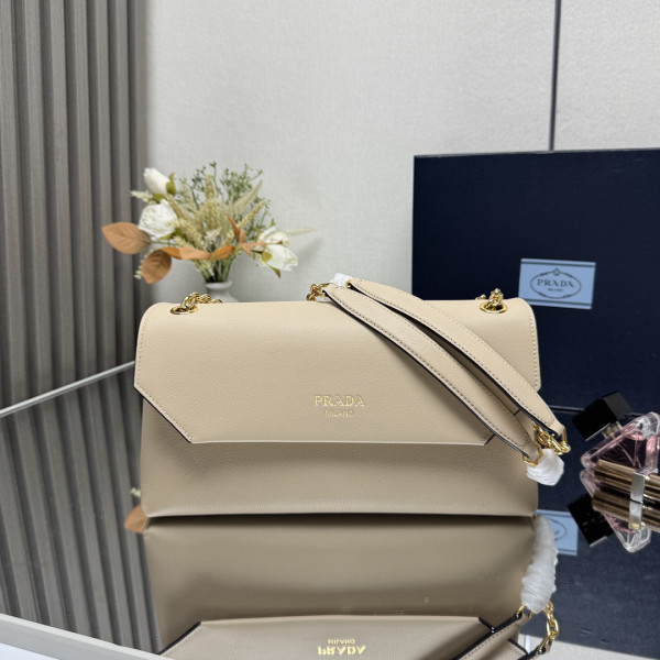 Pra*a doux medium leather shoulder bag-29*16*9.5cm