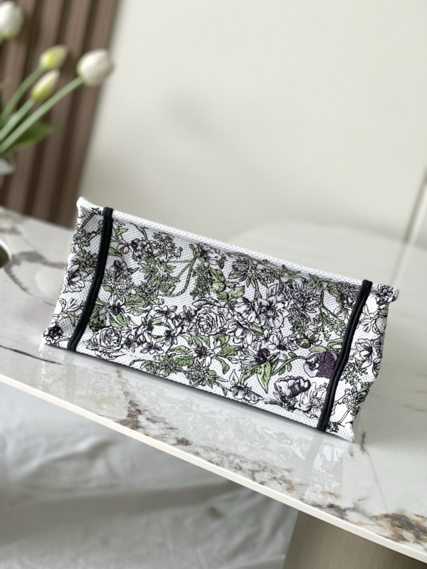 SMALL DIRO BOOK TOTE-26CM