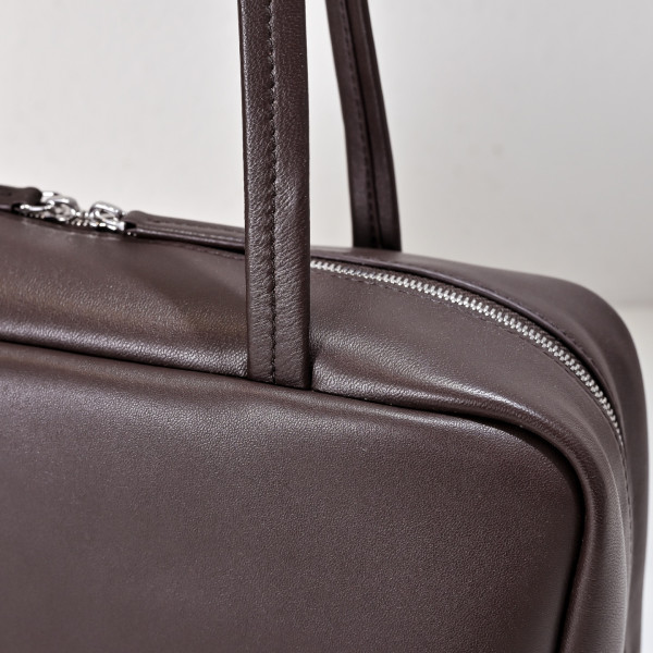 T*e R0w astra bowling shoulder bag - 30*18*10cm