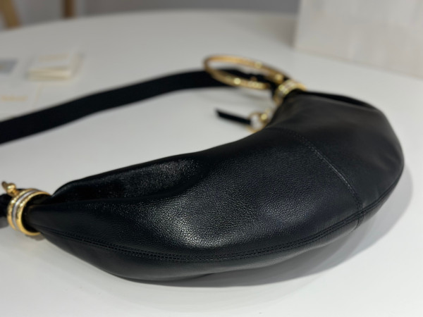 Chloe Small Bracelet hobo bag- 32*14*10cm